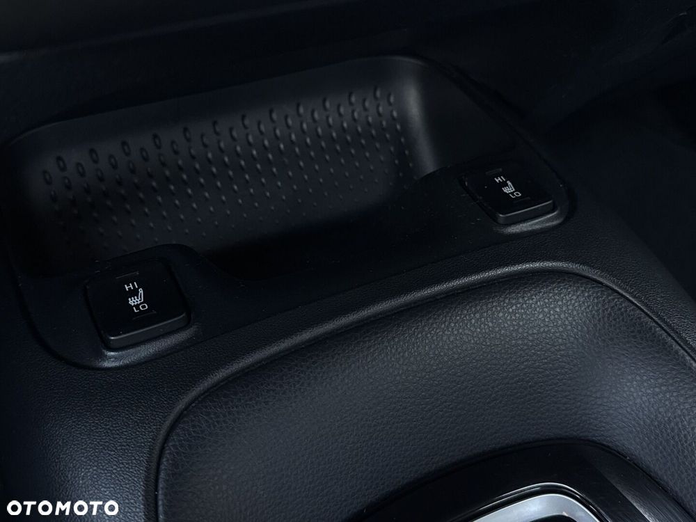 Toyota Corolla 1.8 Hybrid Comfort - 27