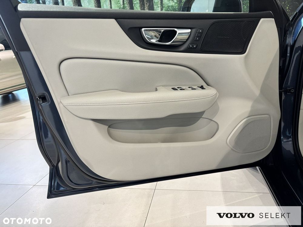 Volvo S60 - 25