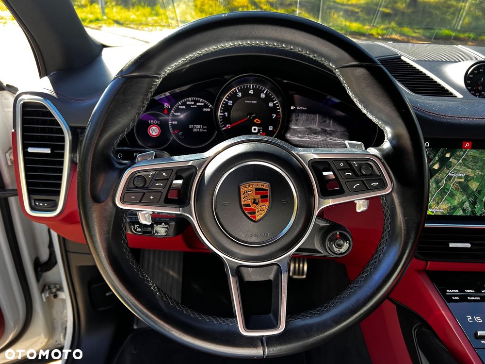 Porsche Cayenne S - 23