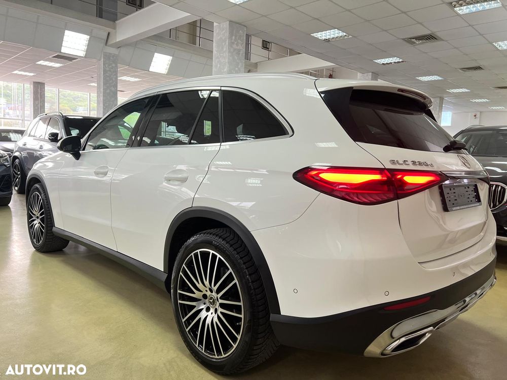 Mercedes-Benz GLC 220 d 4Matic 9G-TRONIC Avantgarde Advanced - 11
