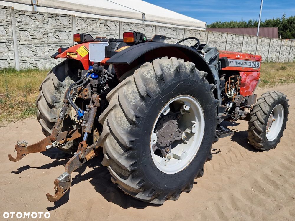 Massey Ferguson 374S 374 Bez Kabiny 70 Koni Perkins 4x4 podobny do  MF 390, Landini 7550, McCormick 745, Same Frutteto 75, Lamborghini Grand Prix 75, Deutz Agroplus 75, New Holland TN75F, Zetor 7245 - 8