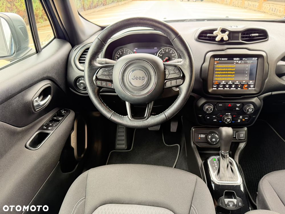 Jeep Renegade - 12