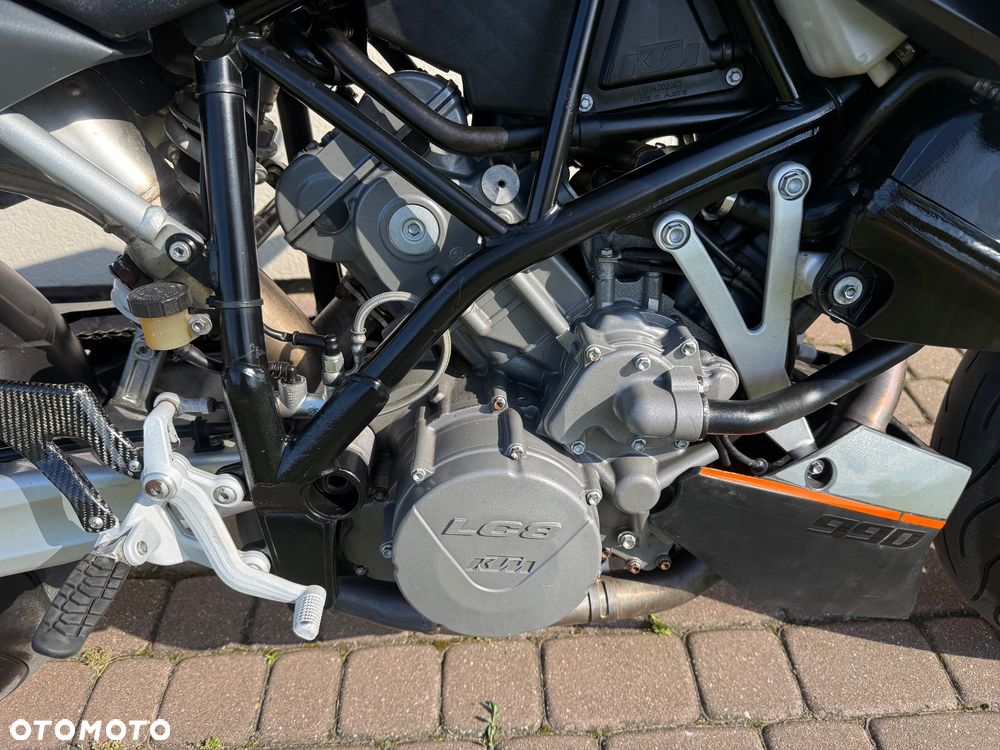 KTM Super Duke - 17
