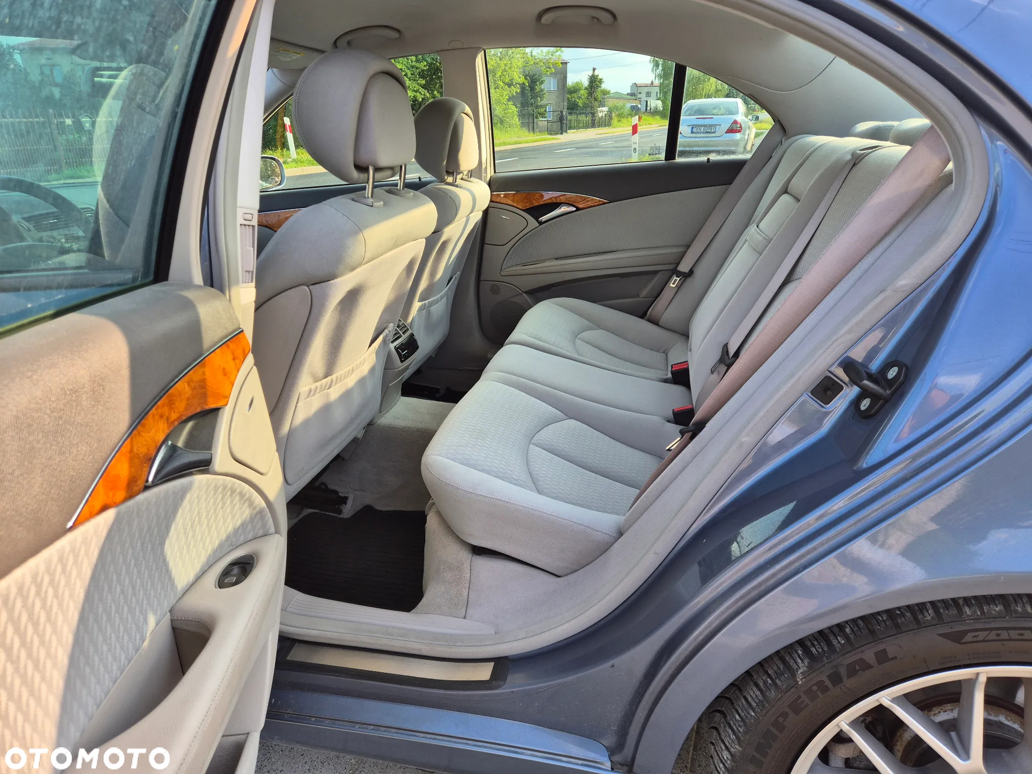 Mercedes-Benz Klasa E 350 Elegance - 11