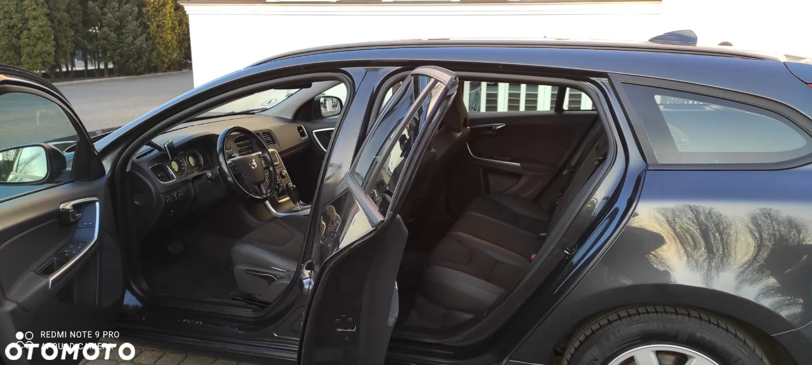 Volvo V60 2.0T Geartronic Powershift Kinetic - 14