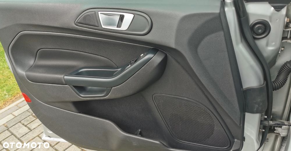 Ford Fiesta 1.25 Trend - 14