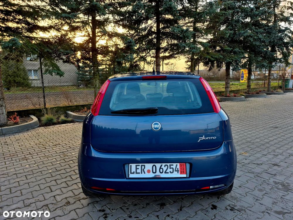 Fiat Grande Punto - 15
