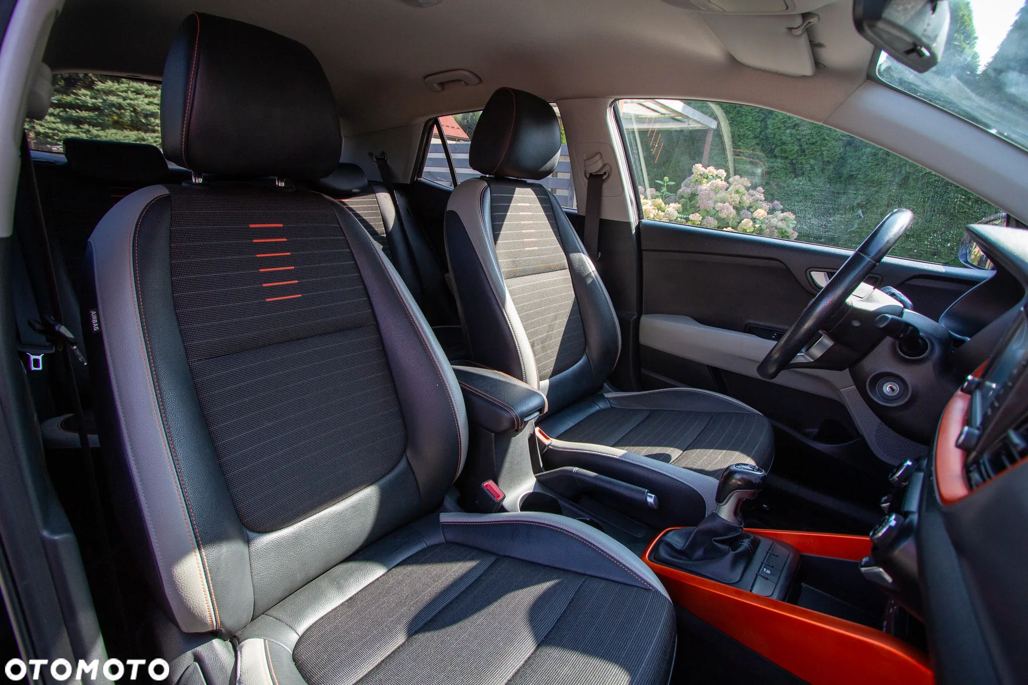 Kia Stonic 1.0 T-GDI L - 17