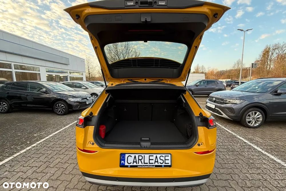 Volkswagen T-Roc 1.5 eTSI Trend DSG - 7