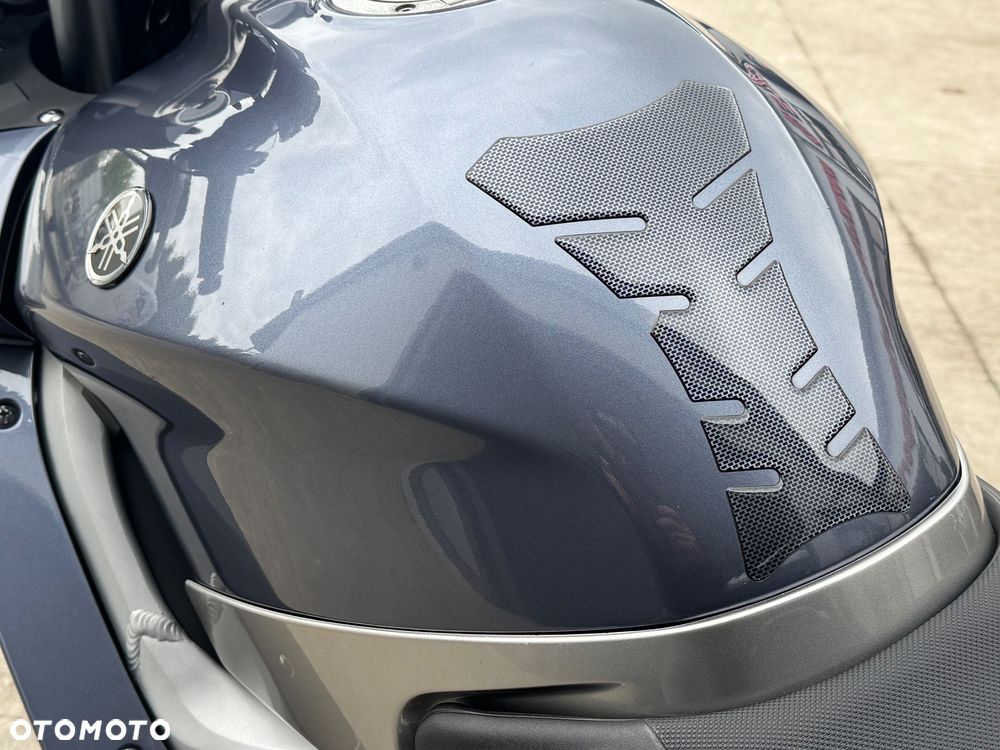 Yamaha FJR - 19