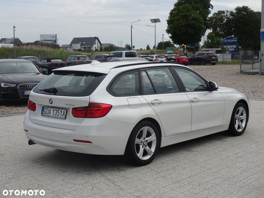BMW Seria 3 318d - 14
