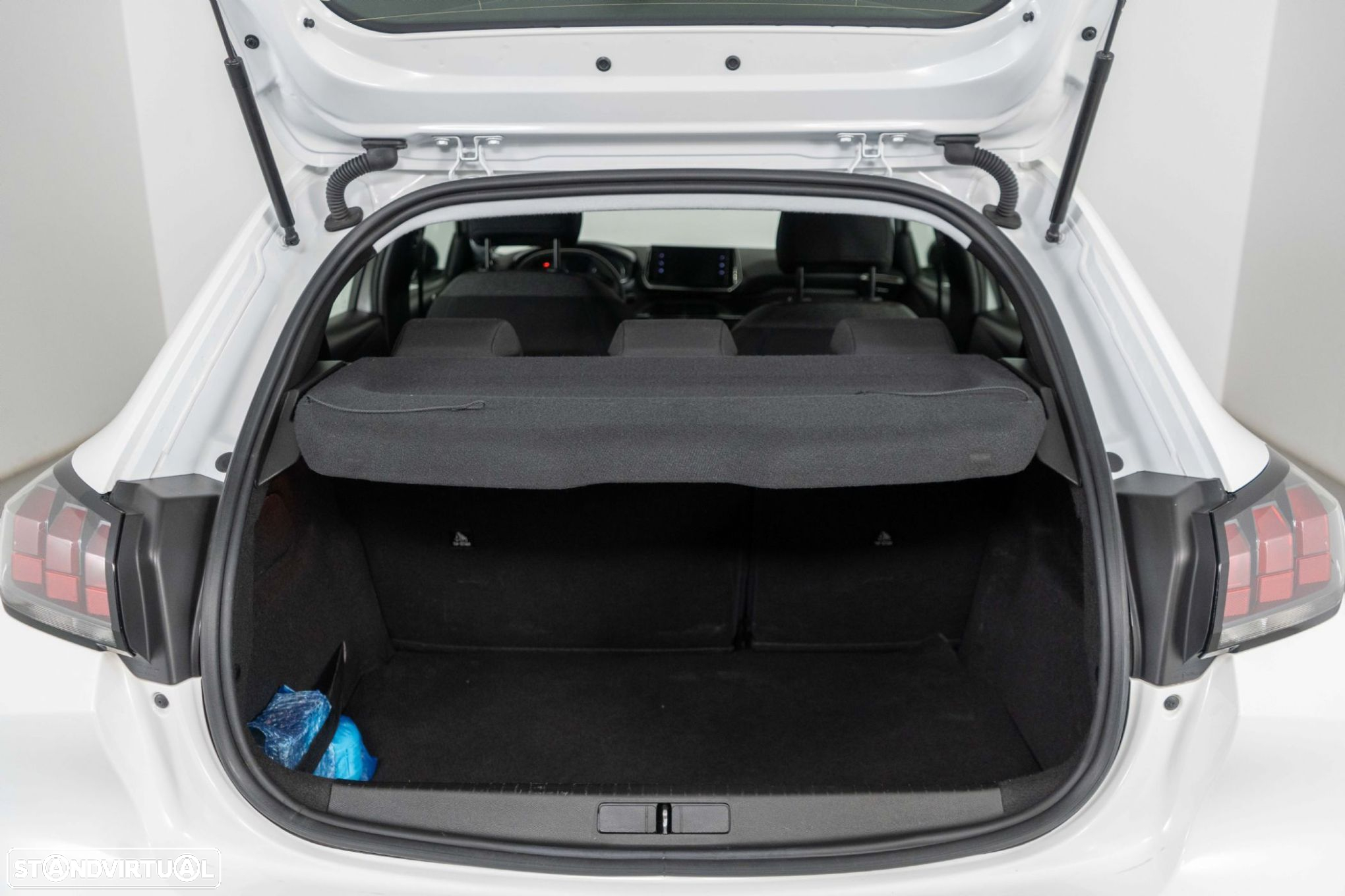 Peugeot 208 1.2 PureTech Active - 11