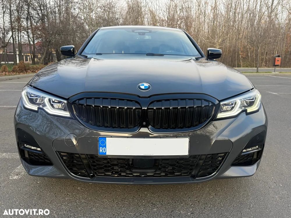 BMW Seria 3 330i xDrive AT - 25