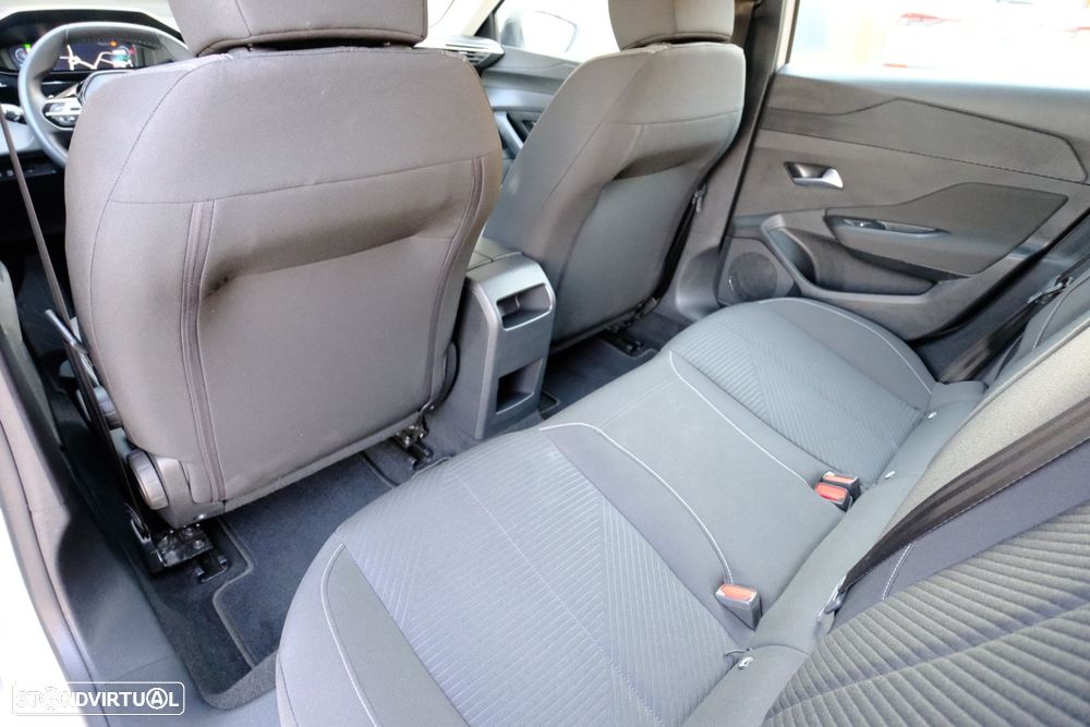 Peugeot 308 1.6 Hybrid Active Pack e-EAT8 - 12