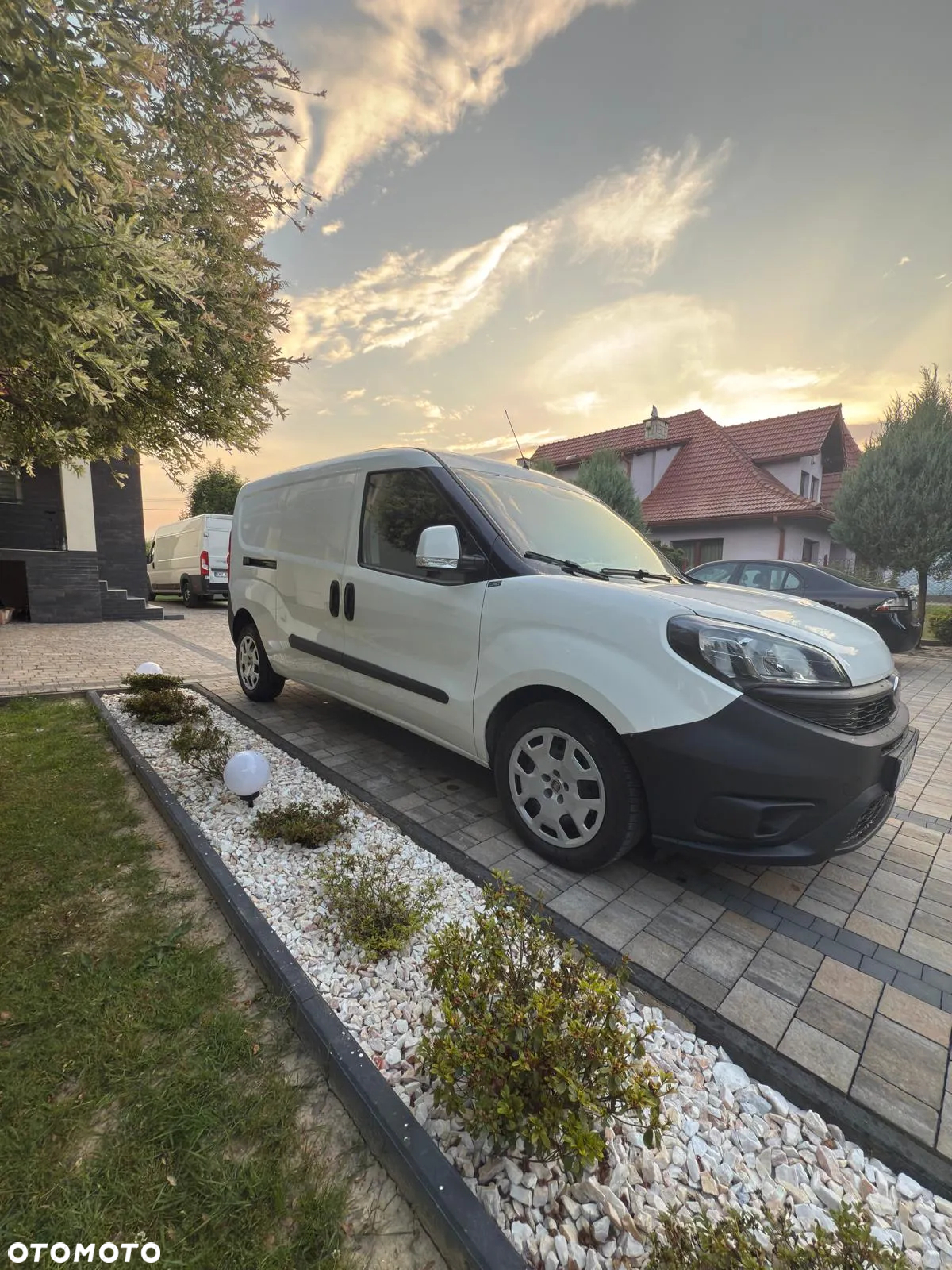 Fiat Doblo Cargo Maxi - 12