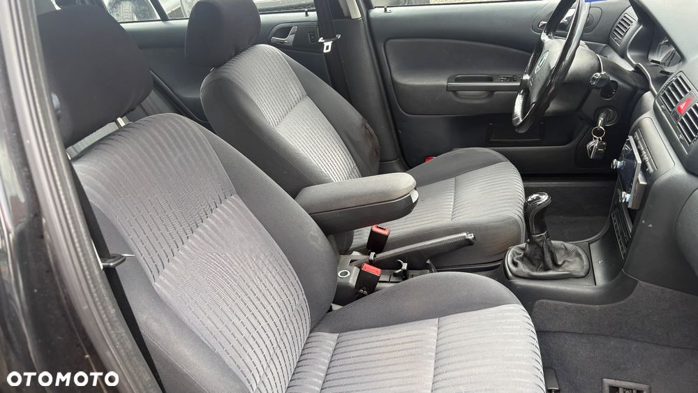 Skoda Octavia 2.0 Combi Elegance - 13