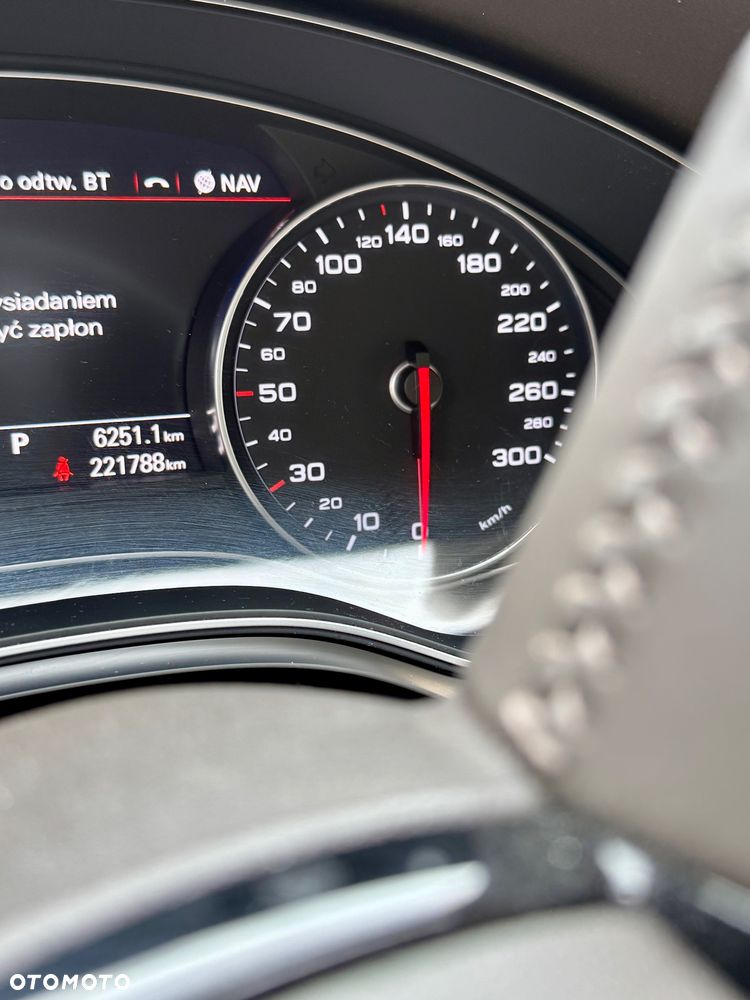 Audi A6 Avant 2.0 TDI Quattro S tronic - 22