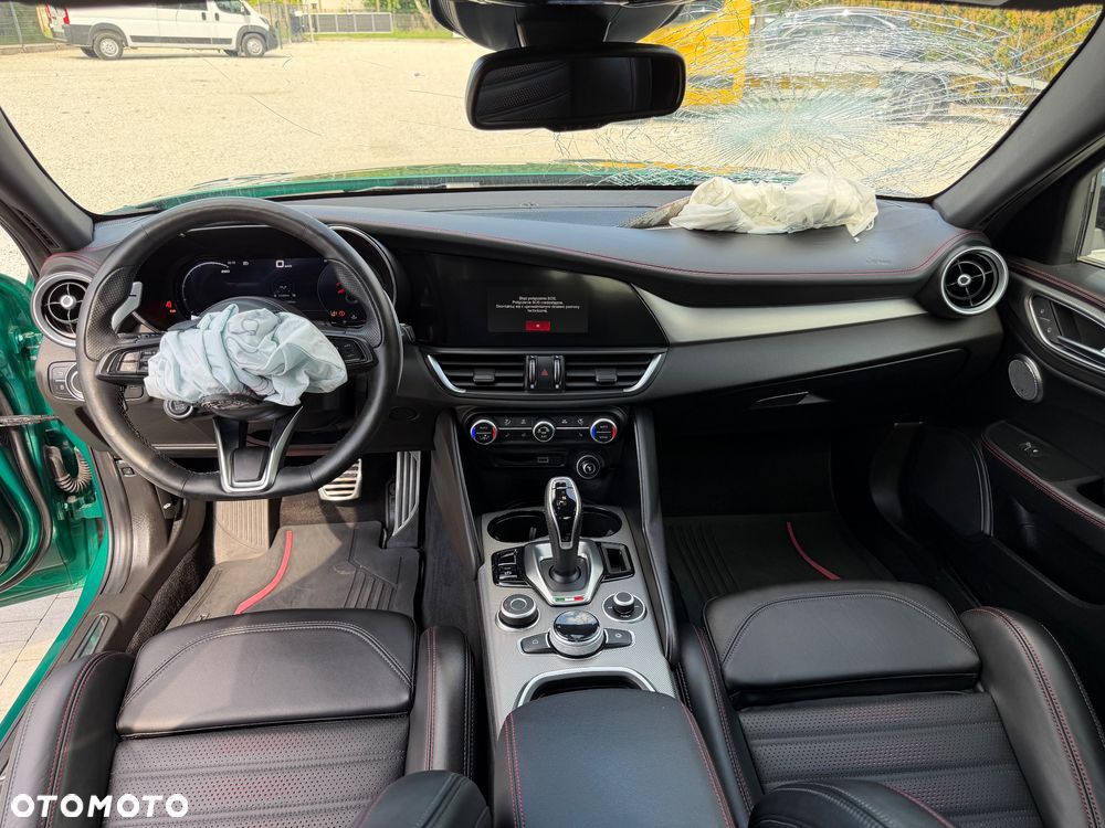Alfa Romeo Giulia 2.0 Turbo Tributo Italiano Q4 - 21
