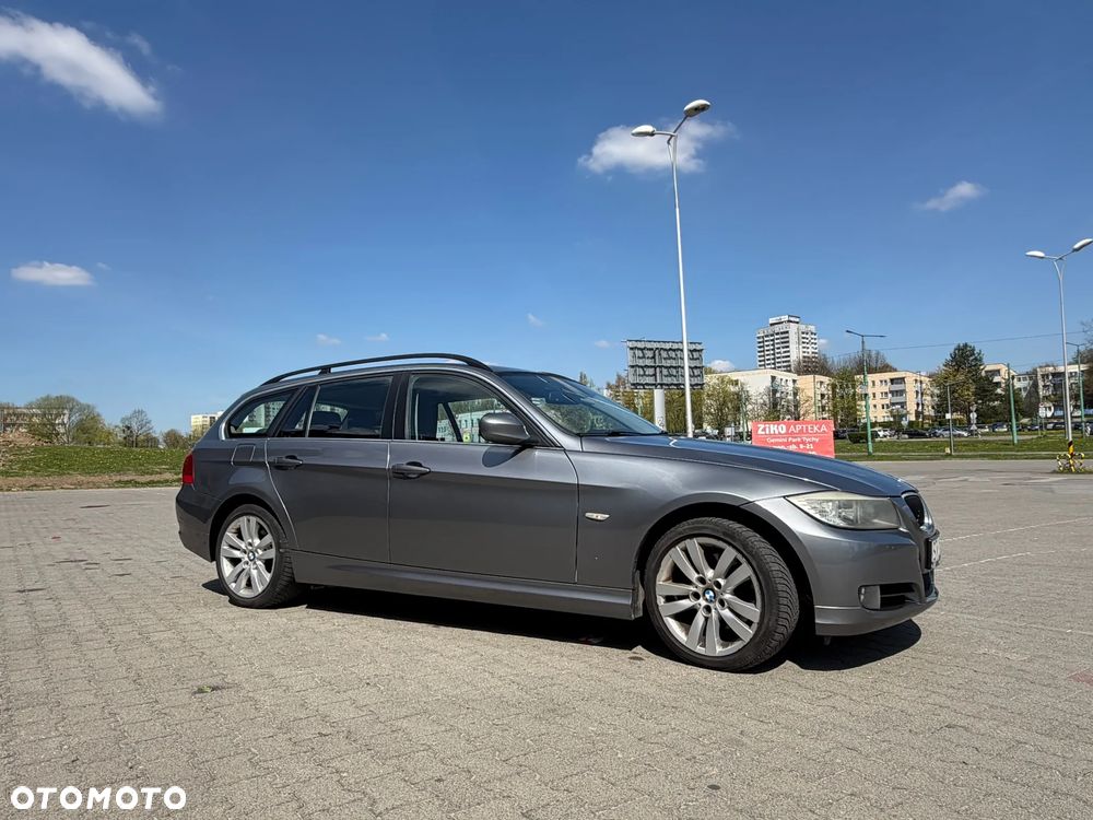 BMW Seria 3 320d DPF - 8