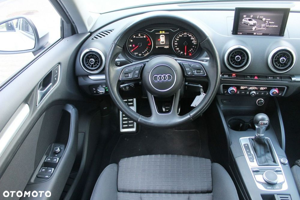 Audi A3 Sportback 35 TFSI S tronic S line - 14