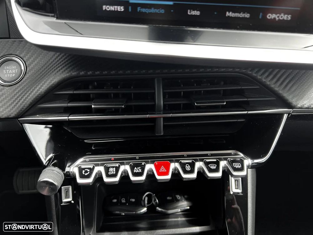 Peugeot e-2008 50 kWh Active Pack - 13