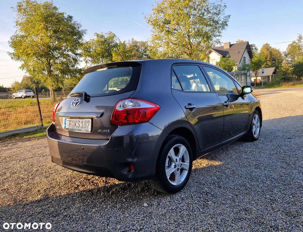 Toyota Auris - 6