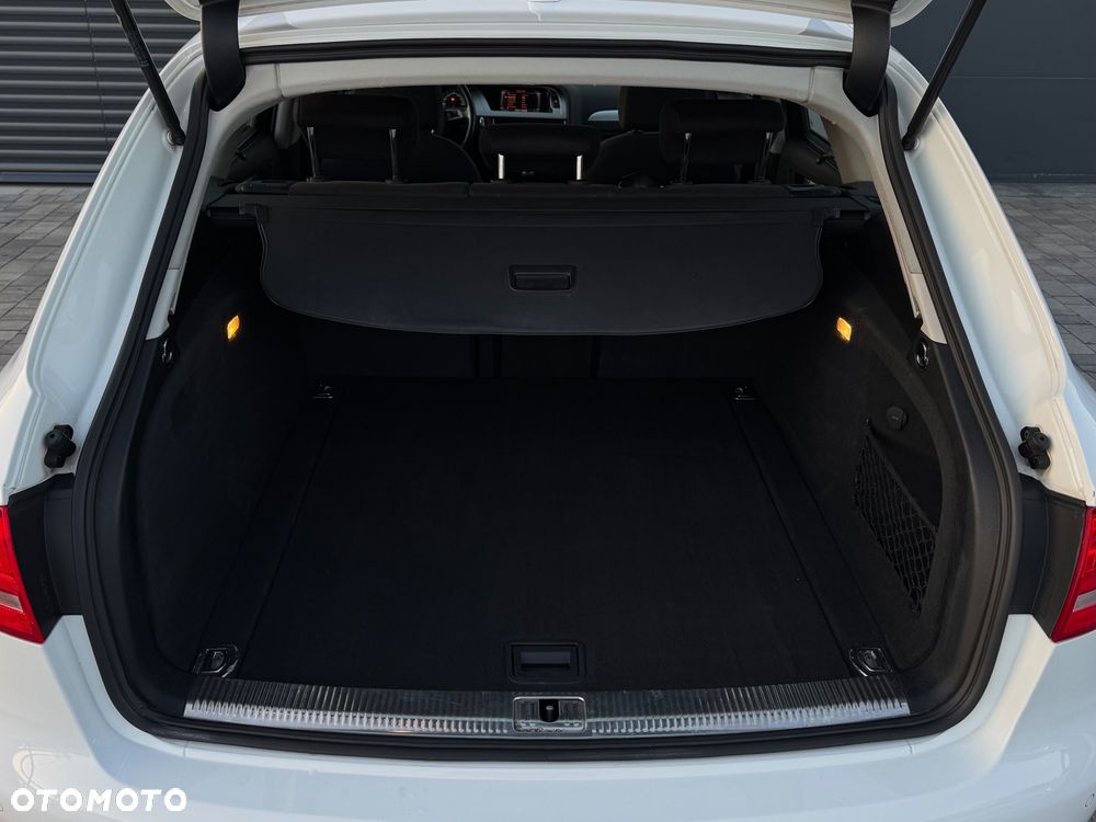 Audi A4 Avant 2.0 TDI Quattro - 36