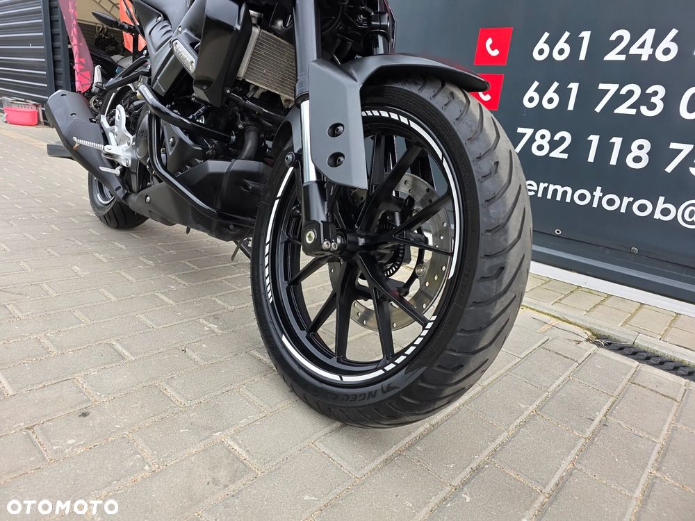 Yamaha MT - 24