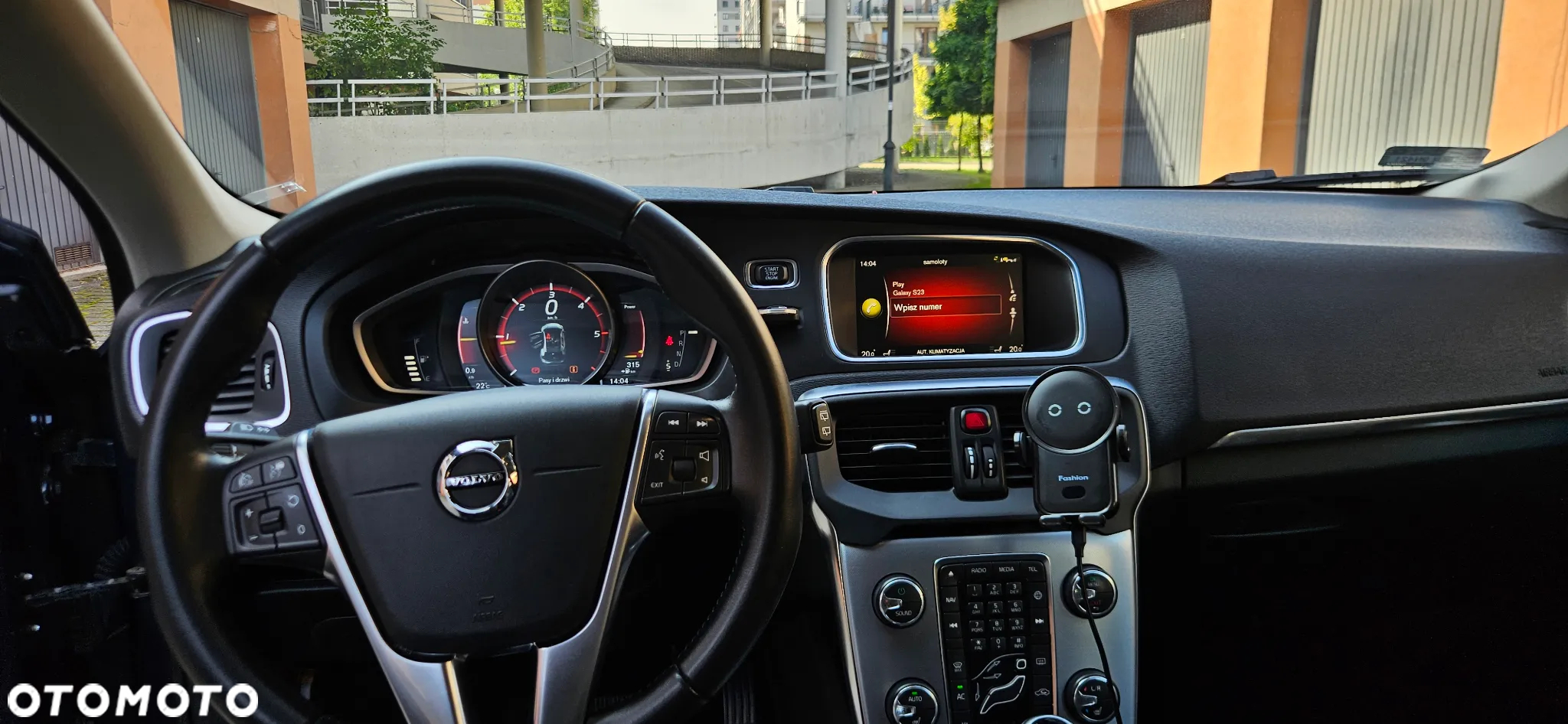 Volvo V40 D3 Drive-E Momentum - 12