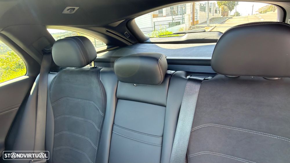 Mercedes-Benz E 300 - 14