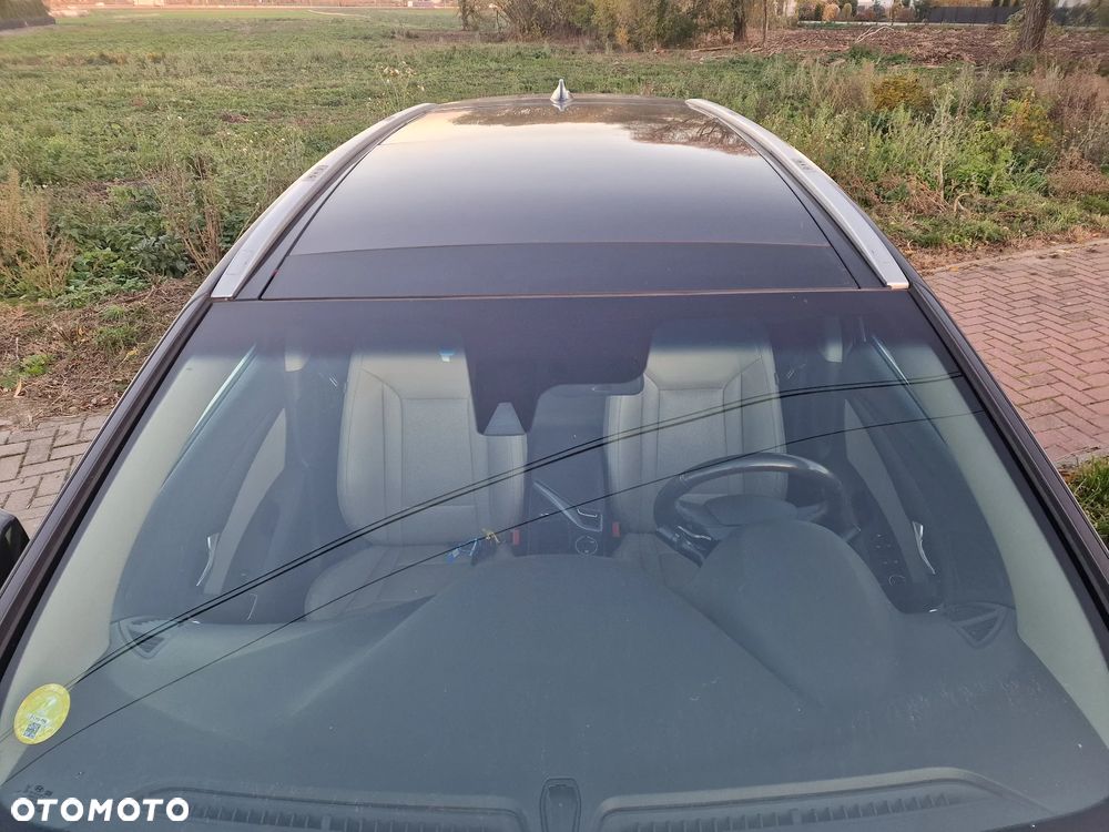 Hyundai i40 Kombi 1.7 CRDi DCT Premium - 23