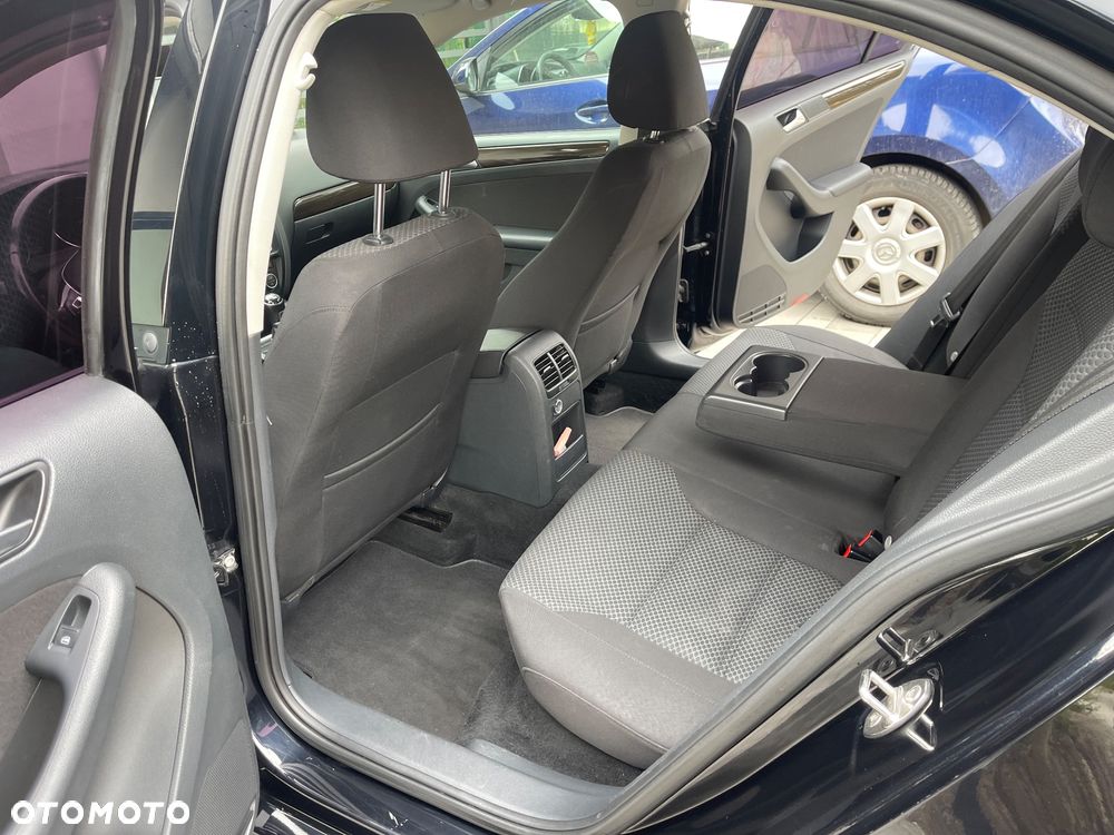 Volkswagen Jetta 2.0 TDI DPF BMT Comfortline - 10