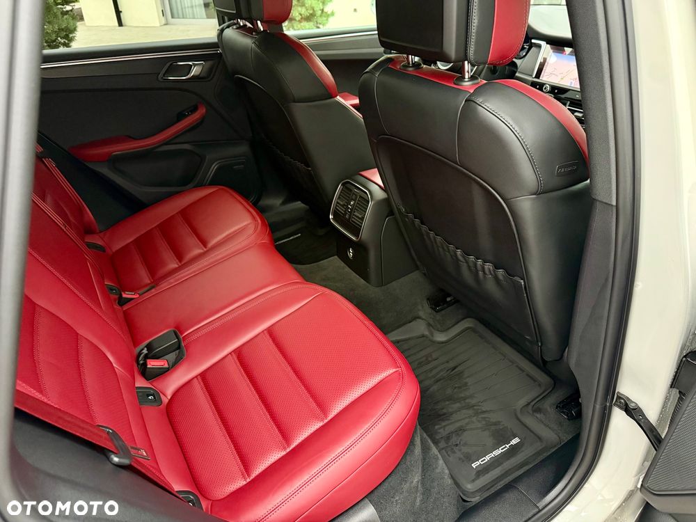 Porsche Macan - 22