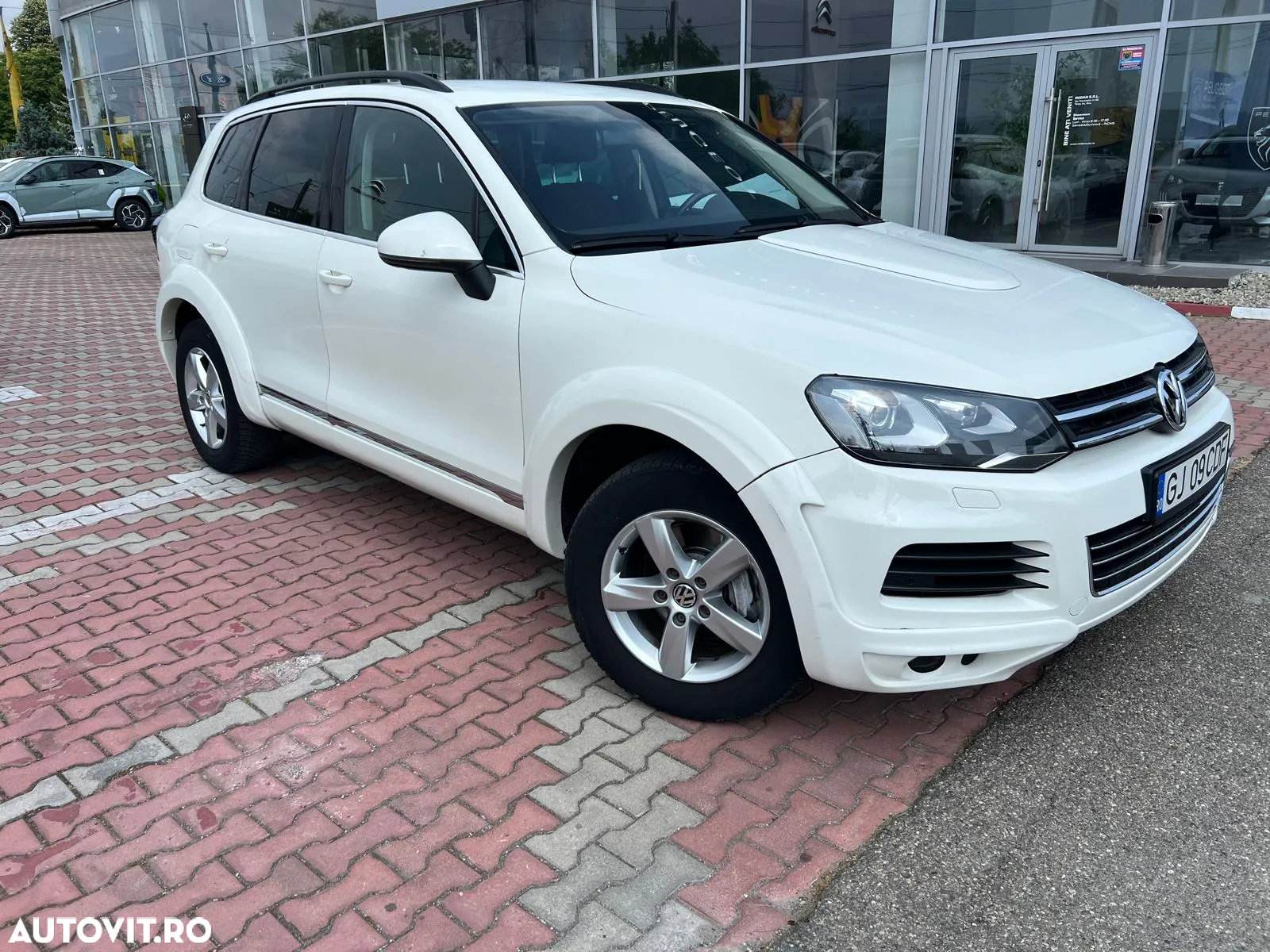 Volkswagen Touareg 3.0 V6 TDI BMT - 9