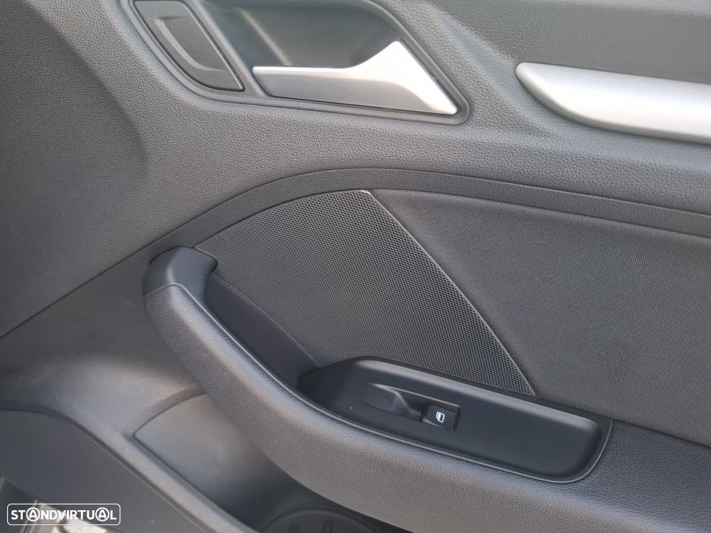 Audi A3 Limousine 1.6 TDI Advance - 46