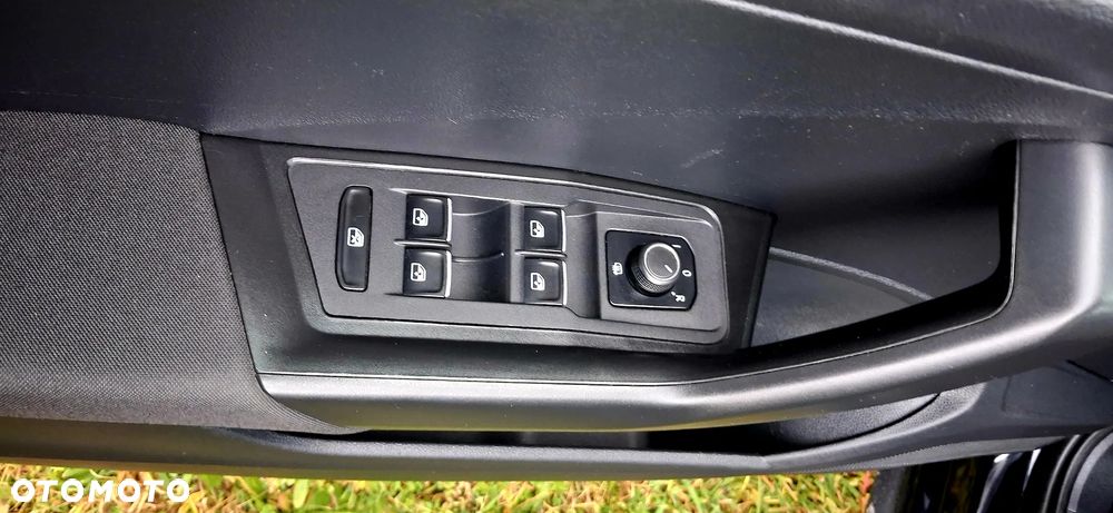 Volkswagen T-Roc 1.6 TDI SCR DPF - 30