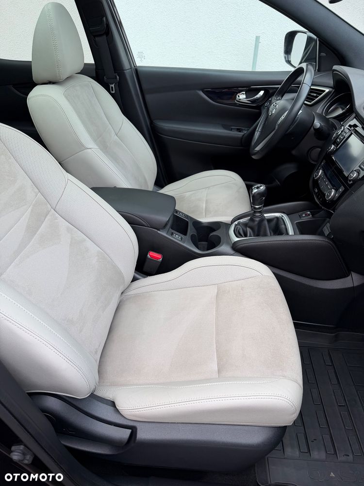 Nissan Qashqai 1.6 dCi 4x4 Tekna S&S - 25