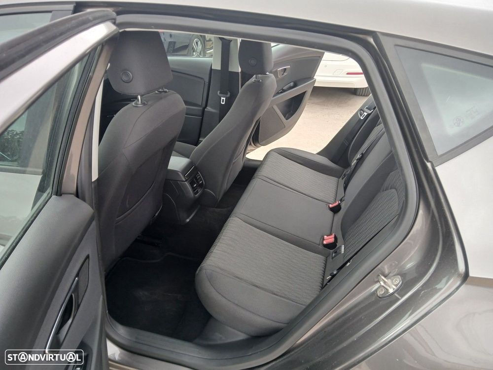 SEAT Leon 1.6 TDI Style Ecomotive - 11