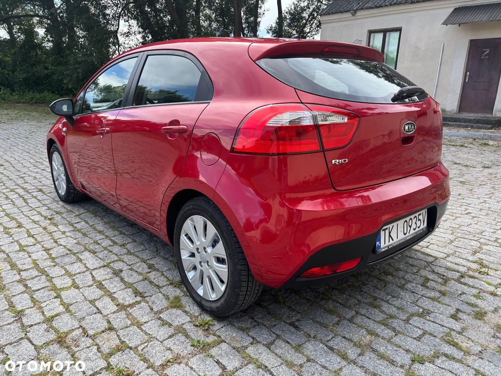 Kia Rio 1.2 Attract - 5