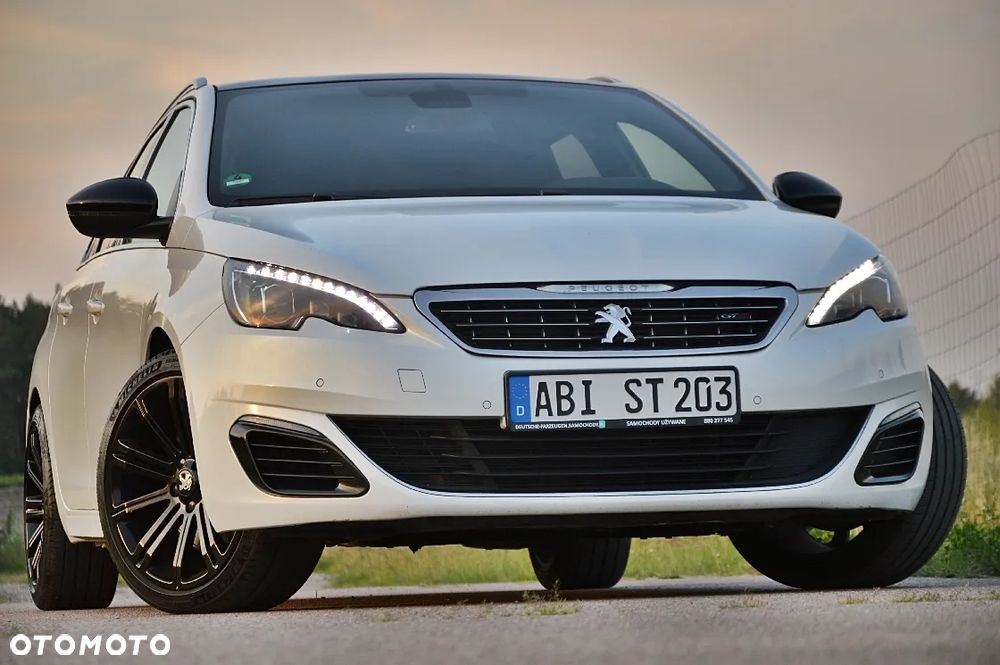 Peugeot 308 - 1