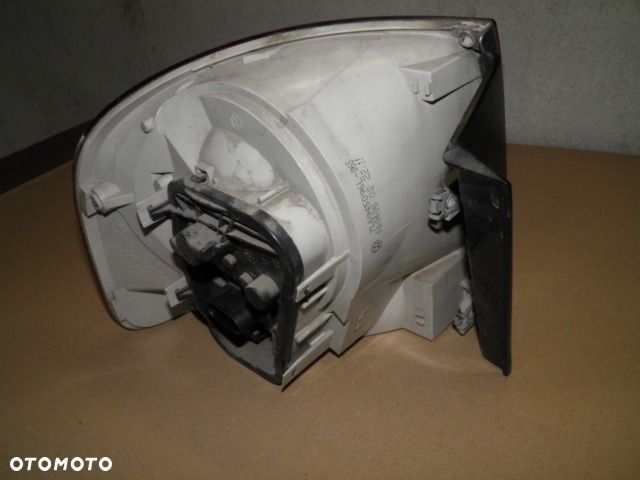 LAMPA TYLNA VW TOUAREG 7L6945096L - 7