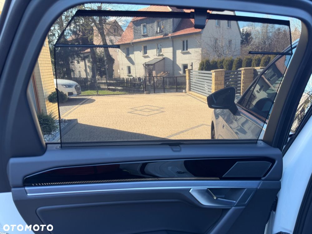 Volkswagen Touareg 3.0 V6 TDI 4Motion R-Line - 18