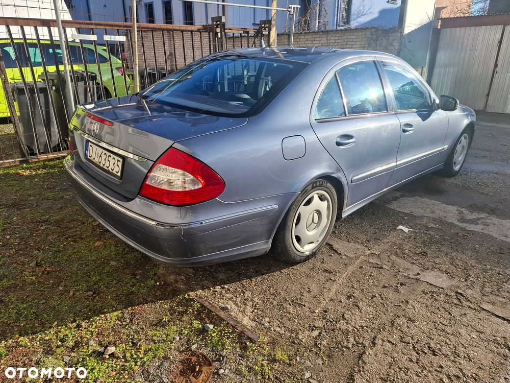 Mercedes-Benz Klasa E 280 CDI 4Matic Automatik Elegance DPF - 4