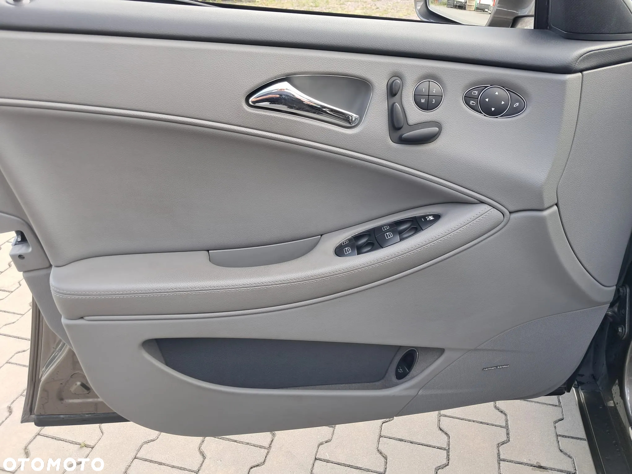 Mercedes-Benz CLS - 18