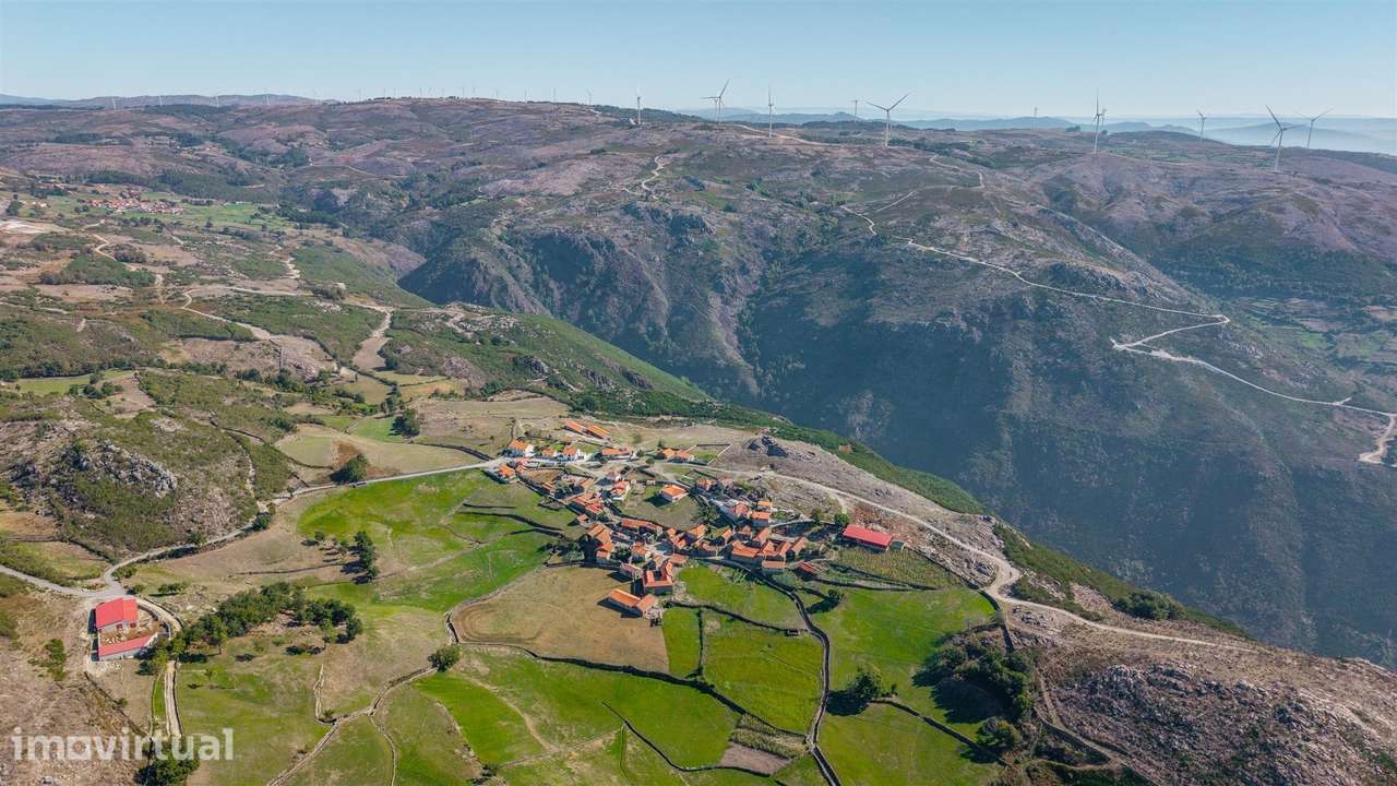 Moradia T1 Venda em Rio Douro,Cabeceiras de Basto - Grande imagem: 2/19