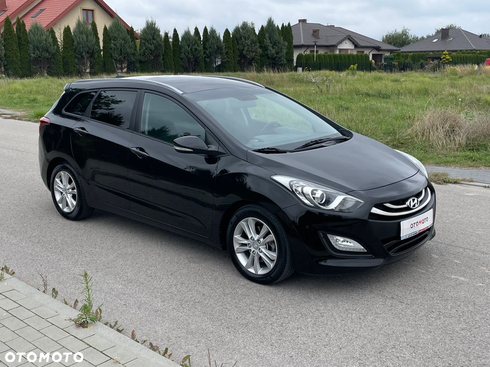 Hyundai i30 Kombi 1.6 CRDI Style - 33