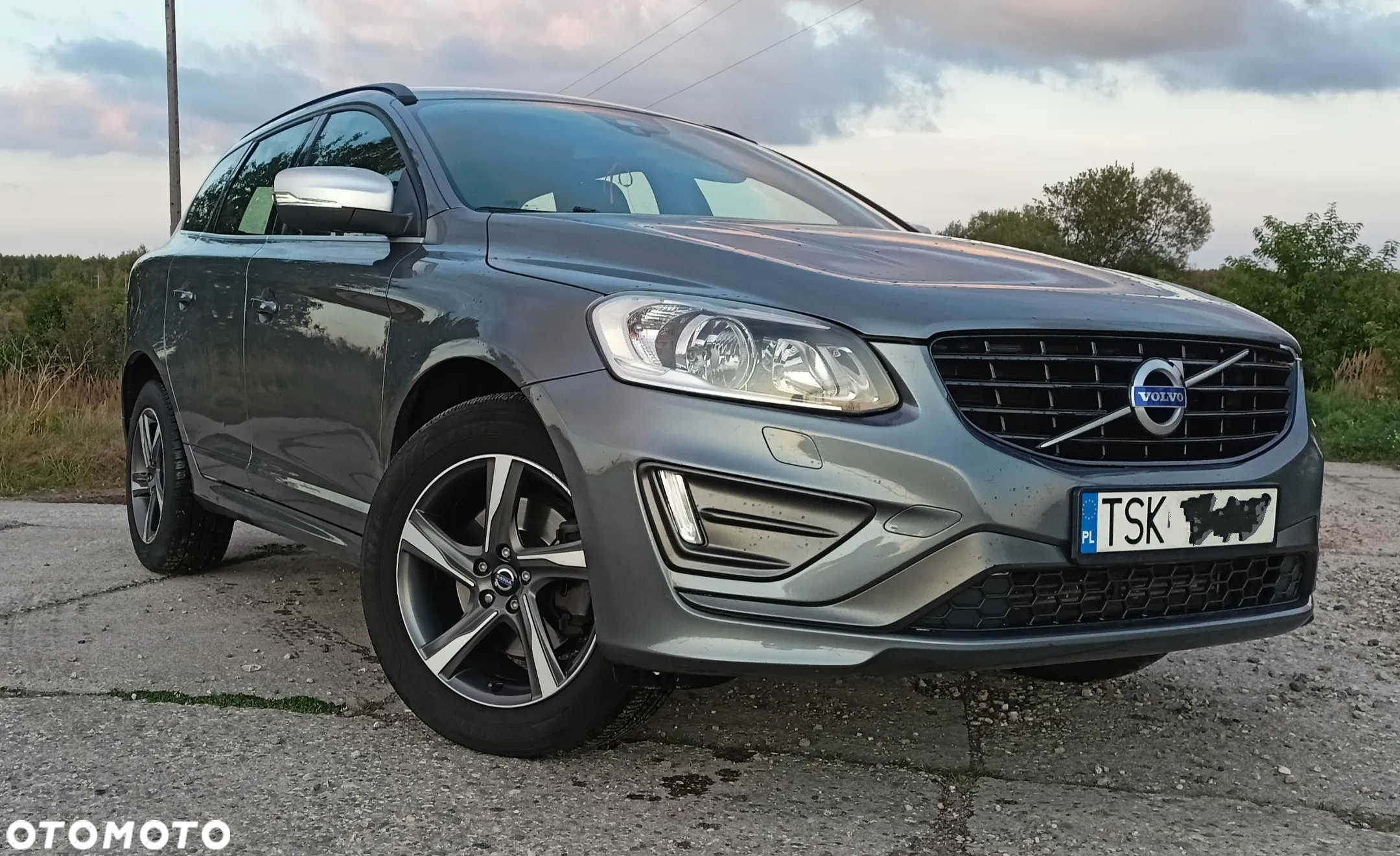 Volvo XC 60 D4 R-Design - 2