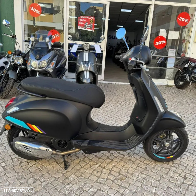 Vespa Primavera 125 - 17