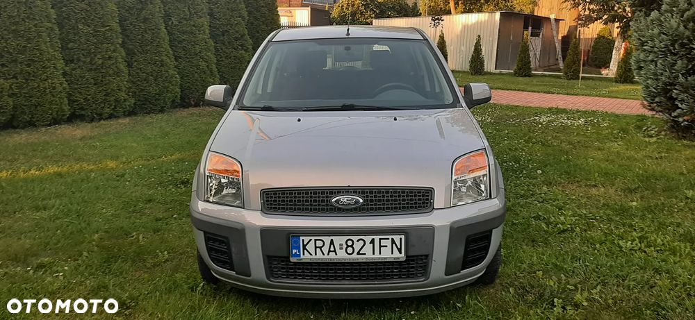 Ford Fusion - 20