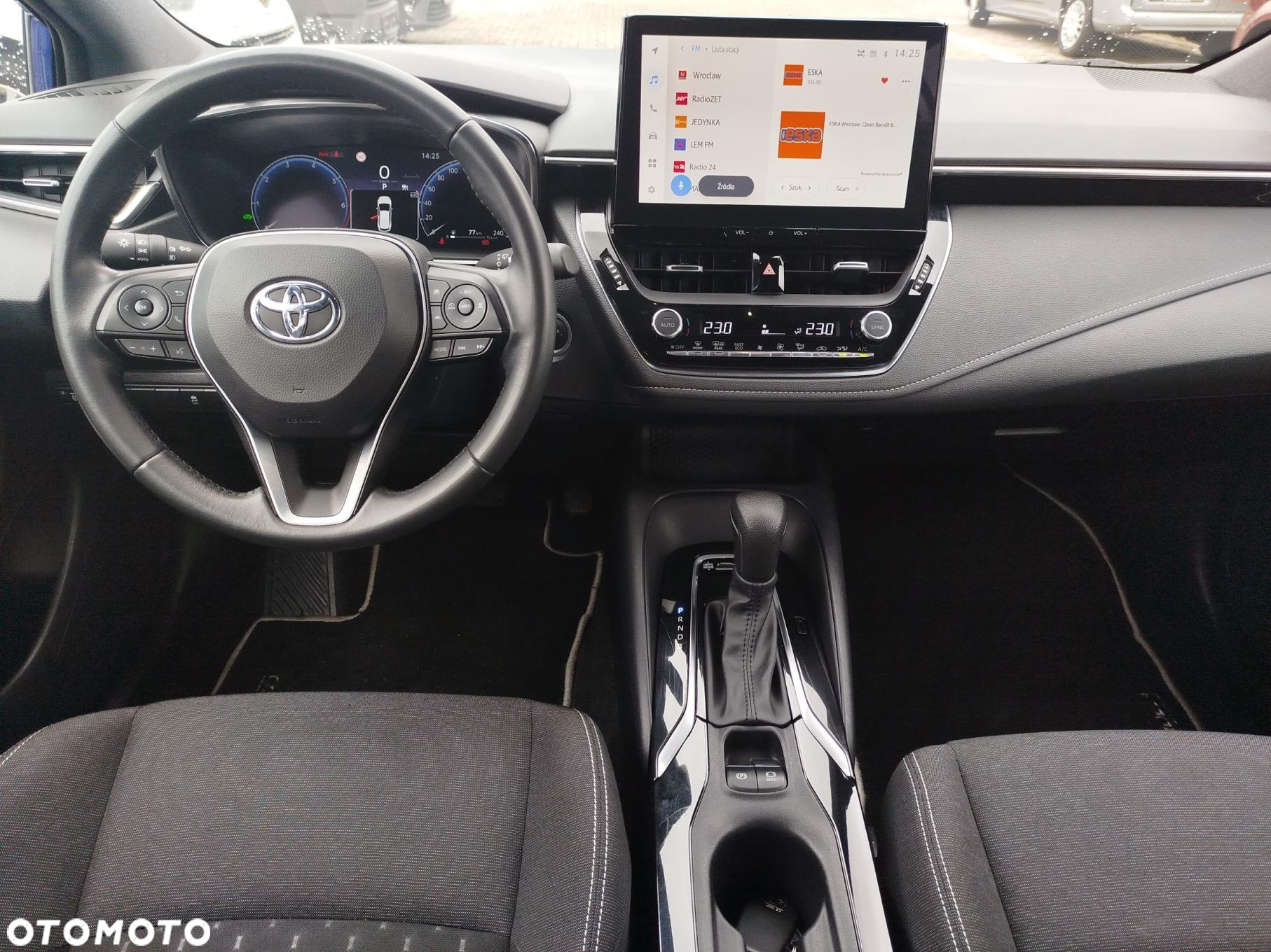 Toyota Corolla - 11